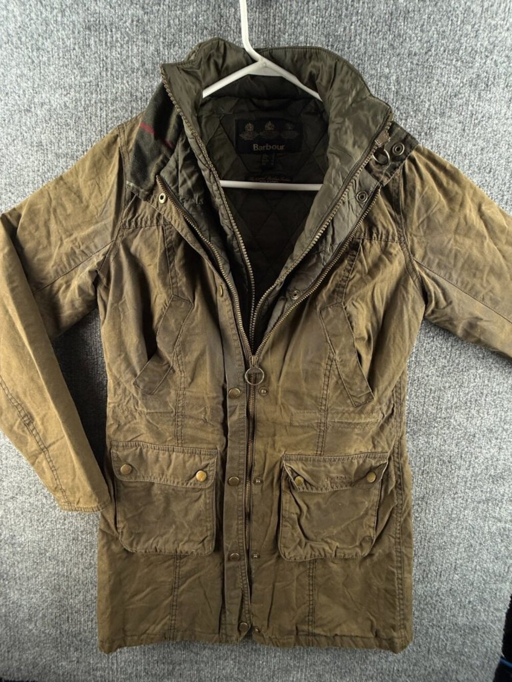 Barbour Helsby Green Insulated Waxed Jacket Women Full Zip Size 4 US Winter Long